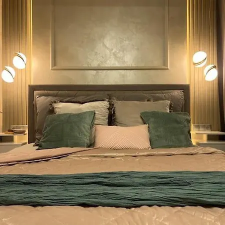 Апартаменты Luxury Pearl With Free Parking *