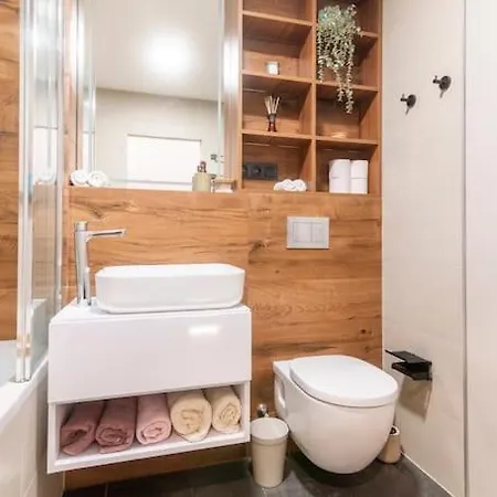 Luxury Pearl With Free Parking